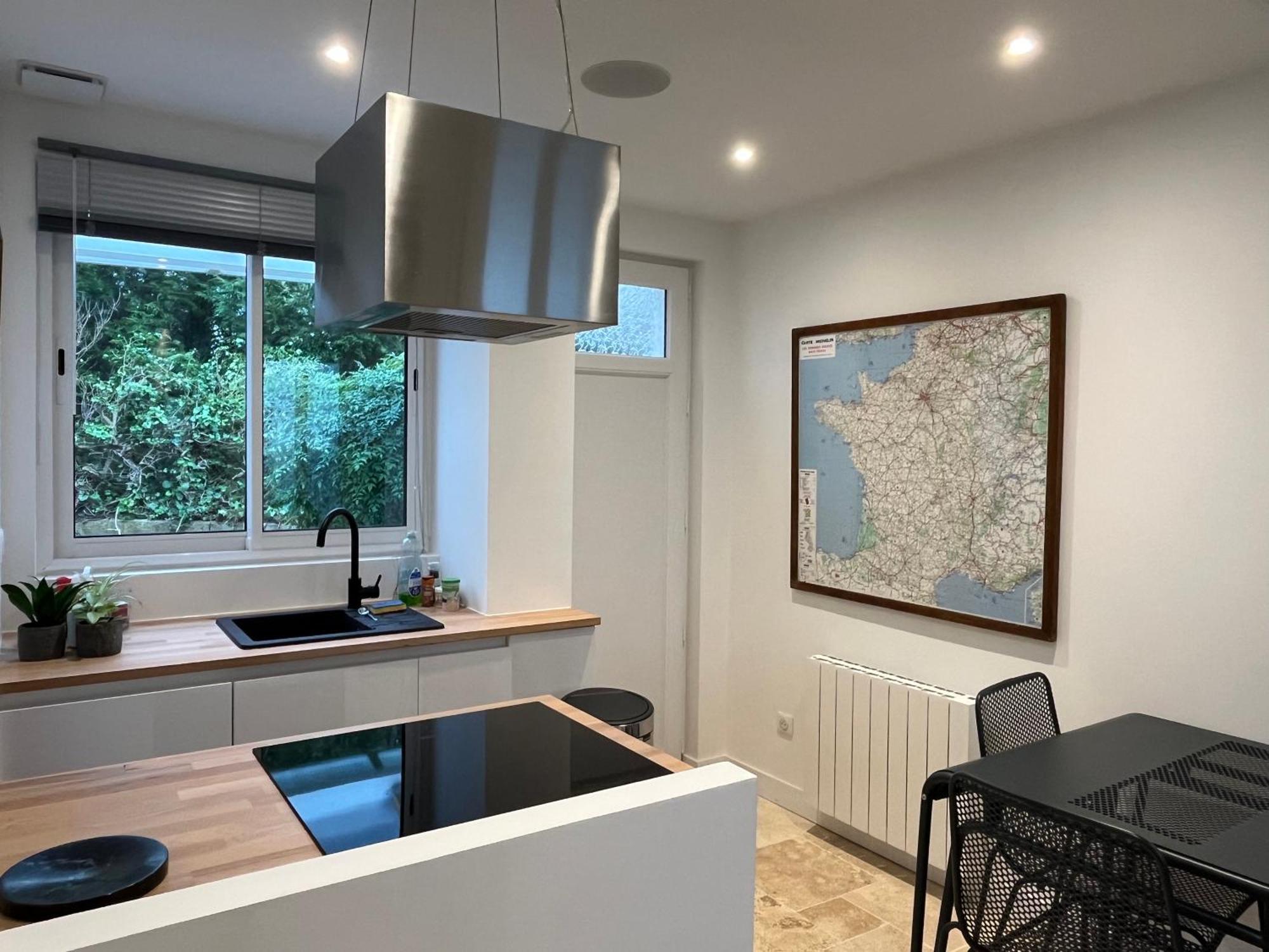 Apartmán Loft Avec Terrasse Et Jardin Angoulême Exteriér fotografie
